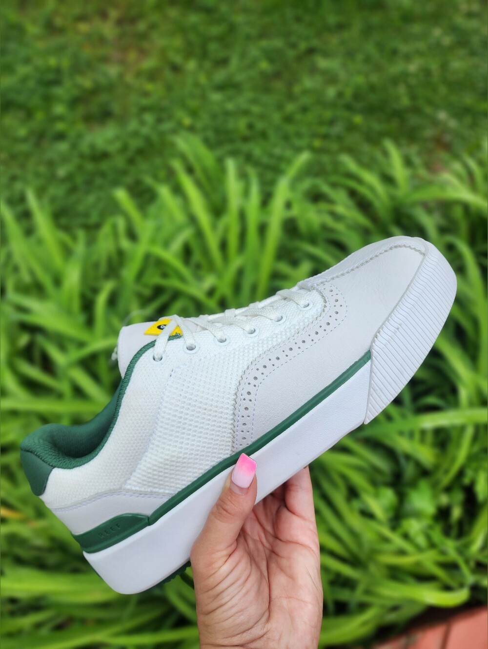 Sz 9.5 - 🆕️ REEF On Shore Pebble Golf White Sneakers